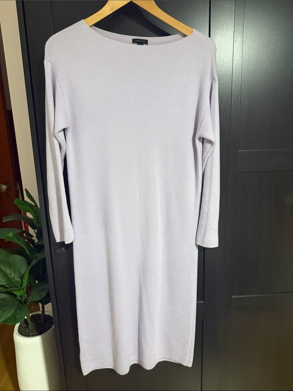 Ann Taylor Soft Lilac Long-Sleeve Knit Midi Dress
